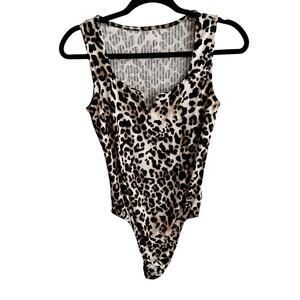 Ribbed Leopard Print Low Cut Sleeveless Lightweight Bodysuit